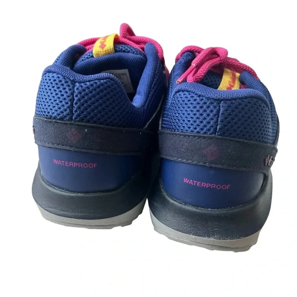 Columbia Women’s Waterproof Walking Shoes in size 7